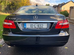 Mercedes-Benz E-Class 2010 - Image 4