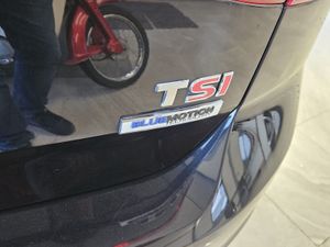 15 VOLKSWAGEN GOLF 1.4 PETROL HIGHLINE - Image 4