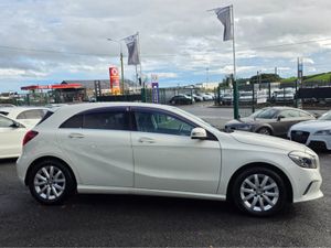 Mercedes-Benz A-Class HARMAN KARDON SOUND  SUNROOF - Image 4
