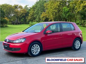 Volkswagen Golf AUTO , 1.2TSI // LOW MILEAGE - Image 3