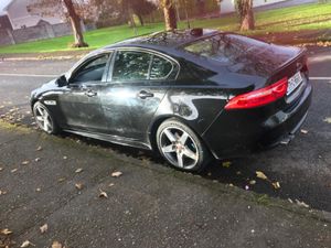 Jaguar XE 2.0 TD R-SPORT 180PS 4DR - Image 3