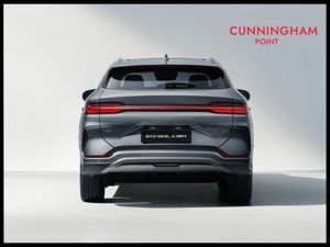 BYD SEAL U DM-i Boost 18.8kWh **80km EV Range** - Image 4