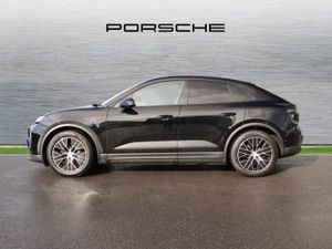 Porsche Macan Electric (new) - Image 4