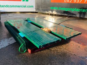 V MESH FENCING PANELS & POSTS..485. - Image 2