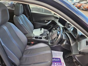 Peugeot 2008 Allure 1.5 Blue HDI 100 6.2 4D - Image 4