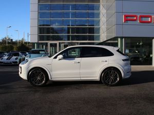 Porsche Cayenne E-hybrid - Image 4