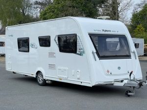 2018 Elddis 4 Berth Fixed Island Bed Caravan - Image 2