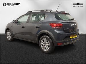 Dacia Sandero Stepway Hatchback Expression - Image 3