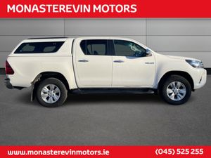 Toyota Hilux DOUBLE CAB SR5 4DR DREW - Image 2