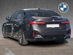 BMW i5 Edrive40 M Sport Saloon - Image 3