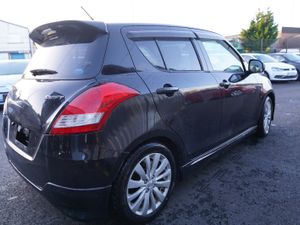 SUZUKI SWIFT 2012 BLACK - Image 4