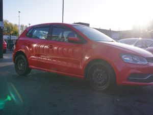 VOLKS WAGON POLO 2014 VERY LOW MILLAGE - Image 4