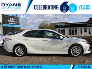 Toyota Camry 2.5 PETROL HYBRID   **FULL LEATHER ; - Image 4