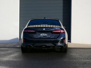 BMW 5-Series 530E M SPORT PRO package - Image 3