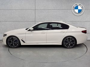 BMW 5 Series 520d M Sport Saloon - Image 4
