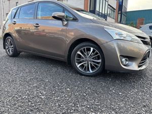 2016 Toyota Verso 1.6 D-4D Sky view 7 SEATER - Image 2
