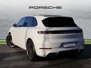 Porsche Cayenne E-hybrid - Image 3
