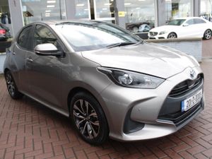 YARIS SELF CHARGING HYBRID SOL 5DR HATCHBACK AUTO - Image 2