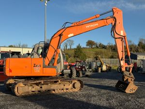 2005 Hitachi EX130-1 Digger - Image 2