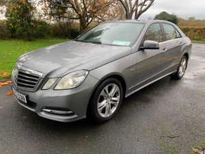 Mercedes-Benz E250 Diesel.  E-Class 2010 - Image 2