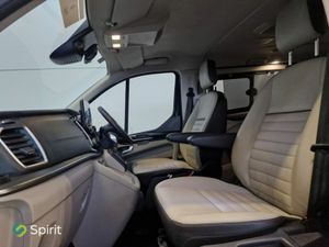 Ford Tourneo Custom 320 LWB AUTO **8 SEATS**PRIVAT - Image 4