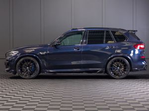 222 BMW X5 X-Drive 45e M-Sport - Image 3