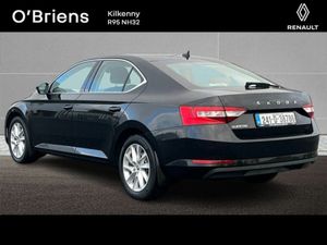 Skoda Superb *AUTOMATIC (DSG)* AMBITION 2.0 TDI 15 - Image 4