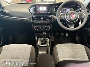 Fiat Tipo CROSS 1.0 100 BHP 5DR *1 OWNER - PRISTIN - Image 2