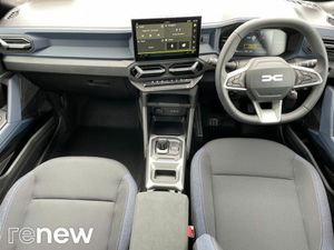 Dacia Duster EXPRESSION 1.6 HEV 140 BHP AUTO 5DR * - Image 2