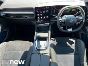 Renault Rafale ESPRIT ALPINE 1.2 E-TECH FULL HYBRI - Image 2