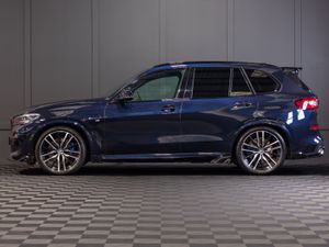212 BMW X5 X-Drive 45e M-Sport - Image 3