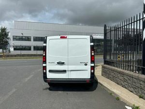 Renault Trafic LL30 130bhp Start - Ex DEMO - Image 4