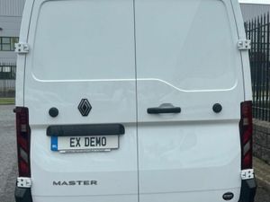 Renault Master EX DEMO - 2025(251) REDUCED - Image 4