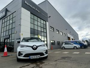 Renault Zoe HEAVILY DISCOUNTED EV COMMERCIAL - Image 3
