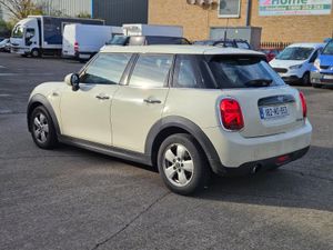 182 Mini Cooper D 1.5   CLUBMANN EXCLU - Image 4
