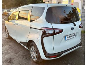 Toyota Sienta 1.5L Automatic Petrol Hybrid  7-Seat - Image 4