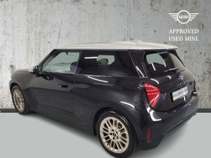 MINI HATCH Cooper SE - Image 2