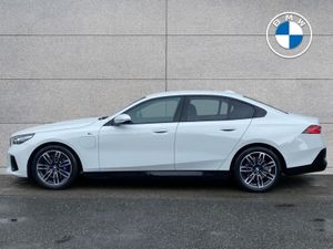 BMW 5 Series 530e M Sport Saloon - Image 4