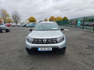 Dacia Duster 1.5 DCI, ESSENTIAL MODEL, LOW MILEAGE - Image 3