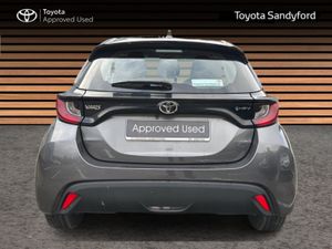 Toyota Yaris HYBRID LUNA // REAR CAMERA // TOYOTA - Image 4