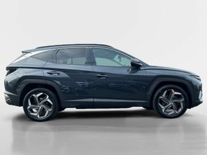 Hyundai Tucson 2WD Executive Plus HEV Auto - Image 2