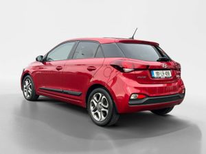 Hyundai i20 1.2 Deluxe Plus - Image 4