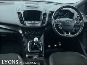 Ford Kuga 1.5TDCi 120PS FWD ST-Line + Sunroof - Image 4