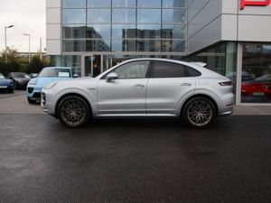 Porsche Cayenne E-hybrid - Image 4