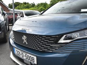 Peugeot 5008 GT 1.5 BlueHDi 130bhp Start/Stop - Image 3