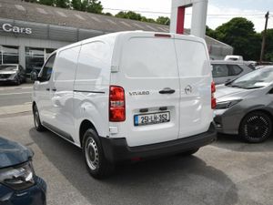 Opel Vivaro 1.5Cdti 120hp KOMFORT - Image 4