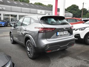 Nissan Qashqai 1.3 PET MILD HYBRID SV CVT - Image 3