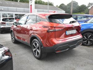 Nissan Qashqai ePOWER SV Pan roof & roof rails - Image 2