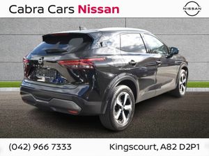 Nissan Qashqai Premium Mild Hybrid Pan Roof - Image 2