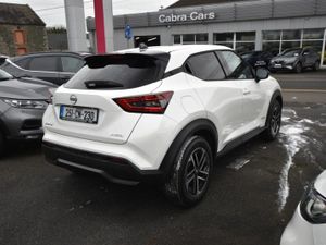 Nissan Juke 251 DEMO. HYBRID PREMIUM - Image 2